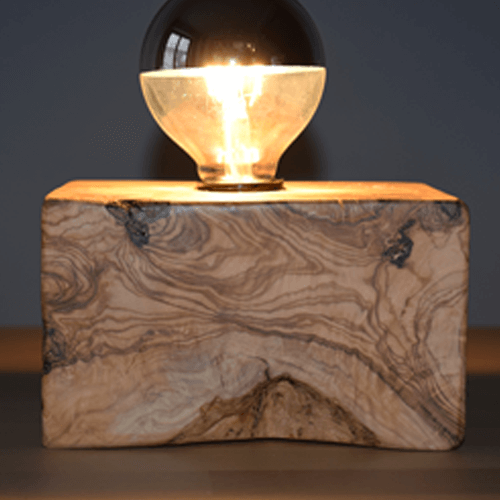 Επιτραπέζιο φωτιστικό απο ξύλο ελιάς 10
