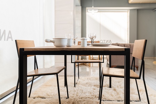   Natura dinning  table 