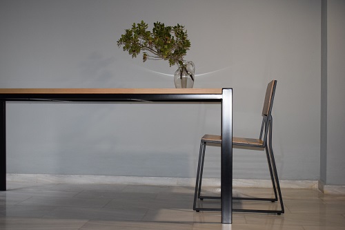   Natura dinning  table 