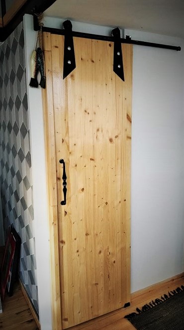 HANDMADE INDOOR BARN DOOR