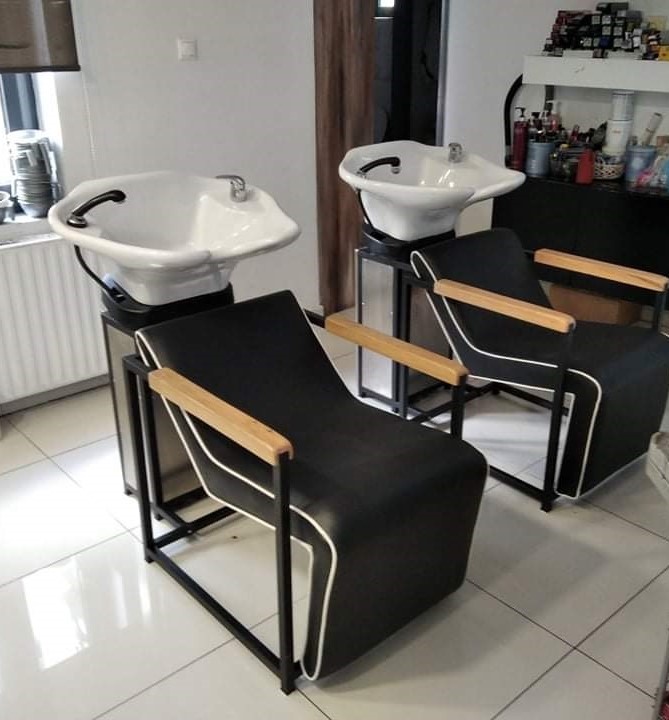 hairdressing chair 